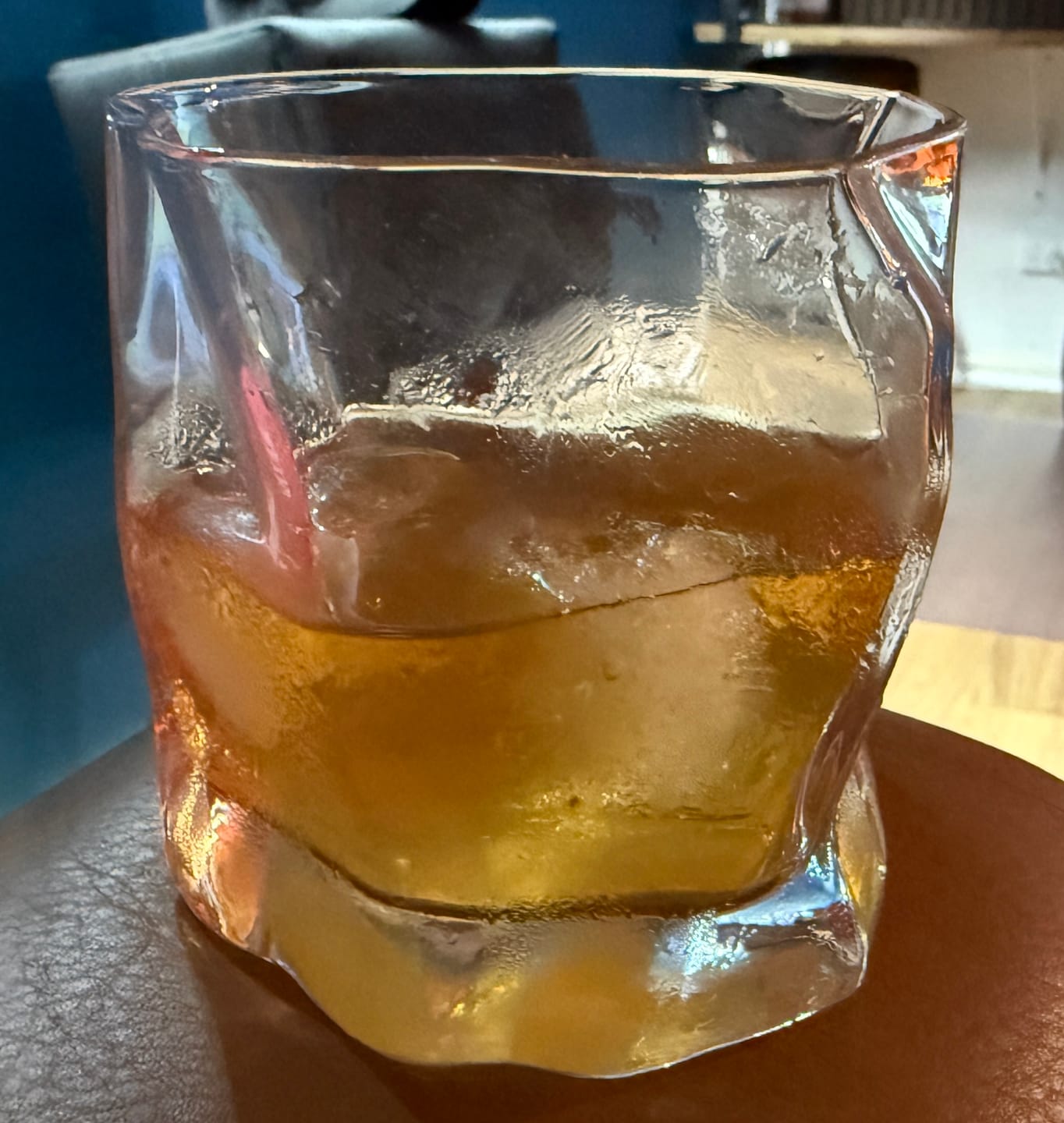 Customer photo review of M&B Whisky Wave Glass Set