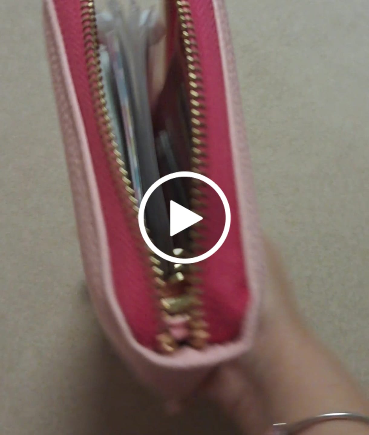 Customer video review of Libreta de Ahorro con Cremallera A7 Rosa