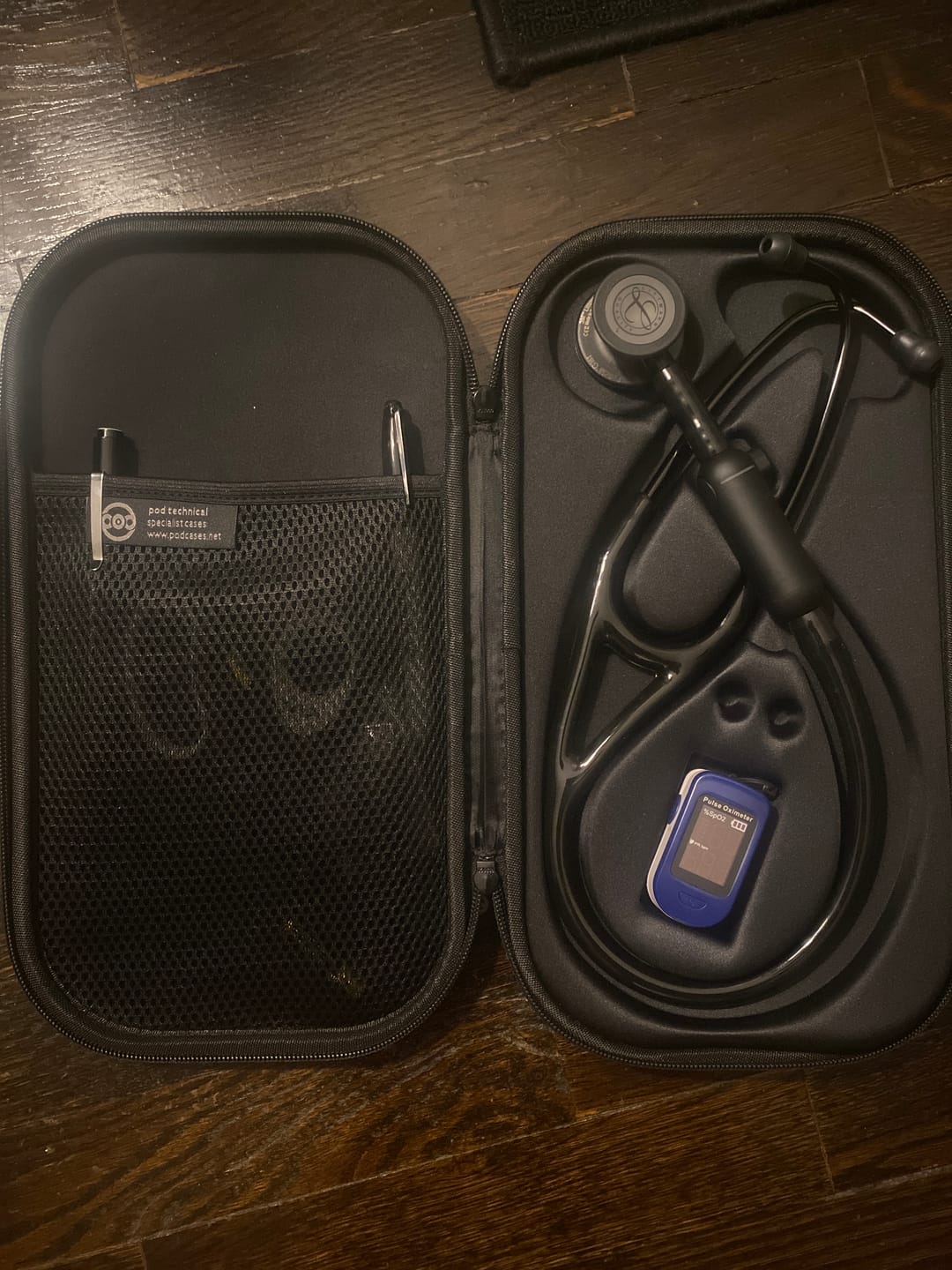 Customer photo review of Pod Technical Cardiopod II Stethoscope Case for all Littmann Stethoscopes - All Black