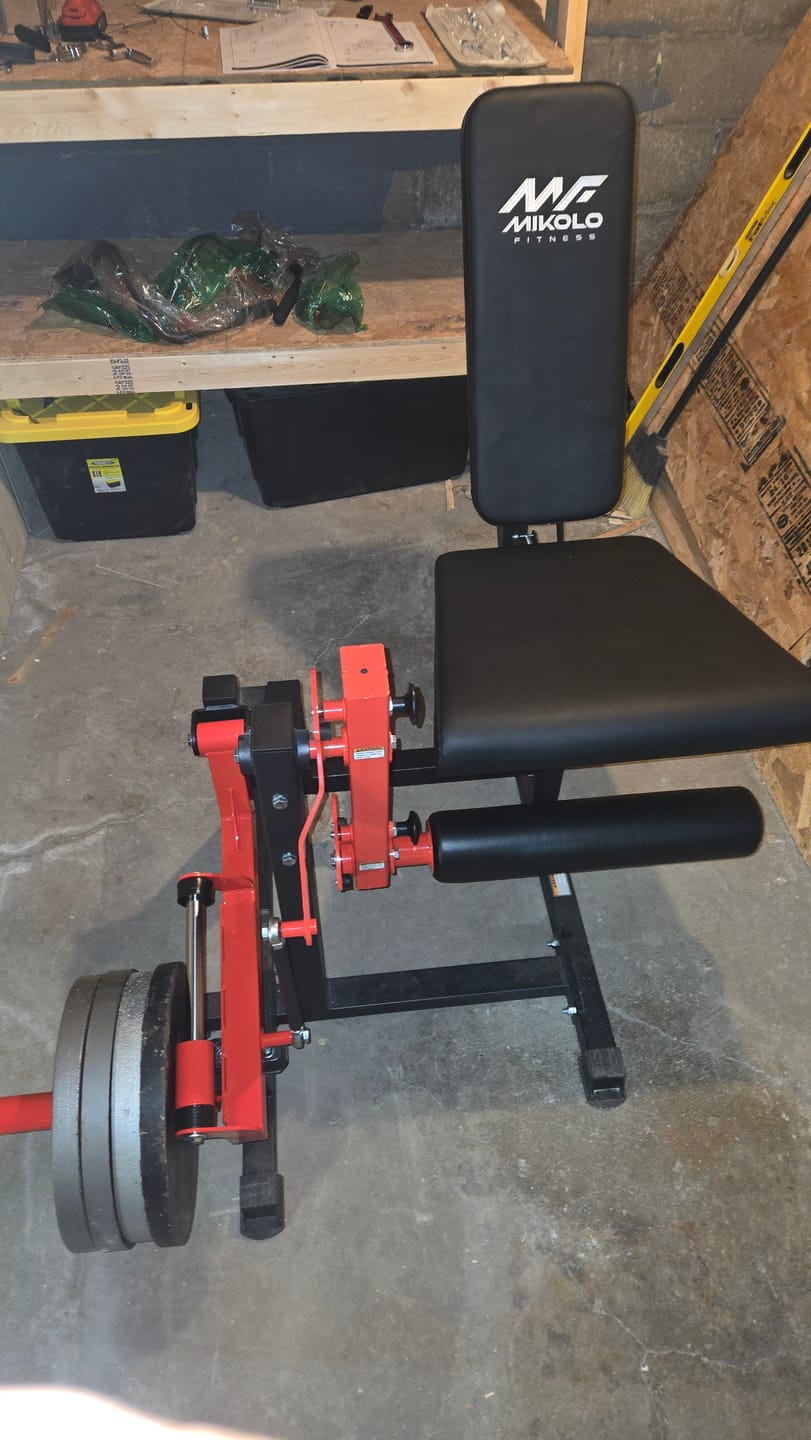 Customer photo review of NOVA™ Leg Extension and Prone Leg Curl Machine