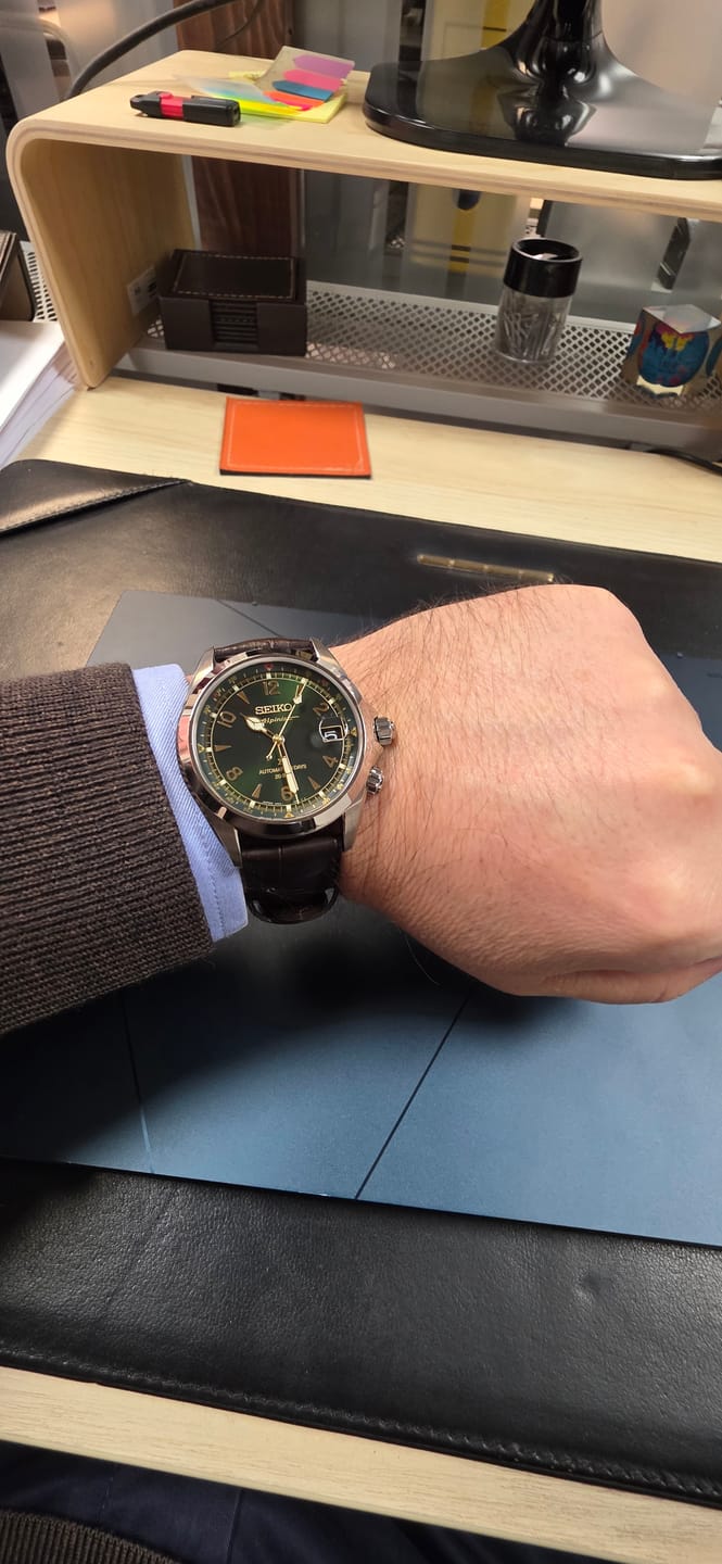 Customer photo review of Reloj Seiko New Alpinist Automático SBDC211 Made in Japan 6R55 JDM
