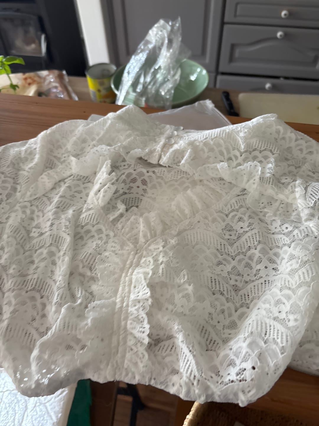 Customer photo review of Weiß V-Ausschnitt Dirndlbluse