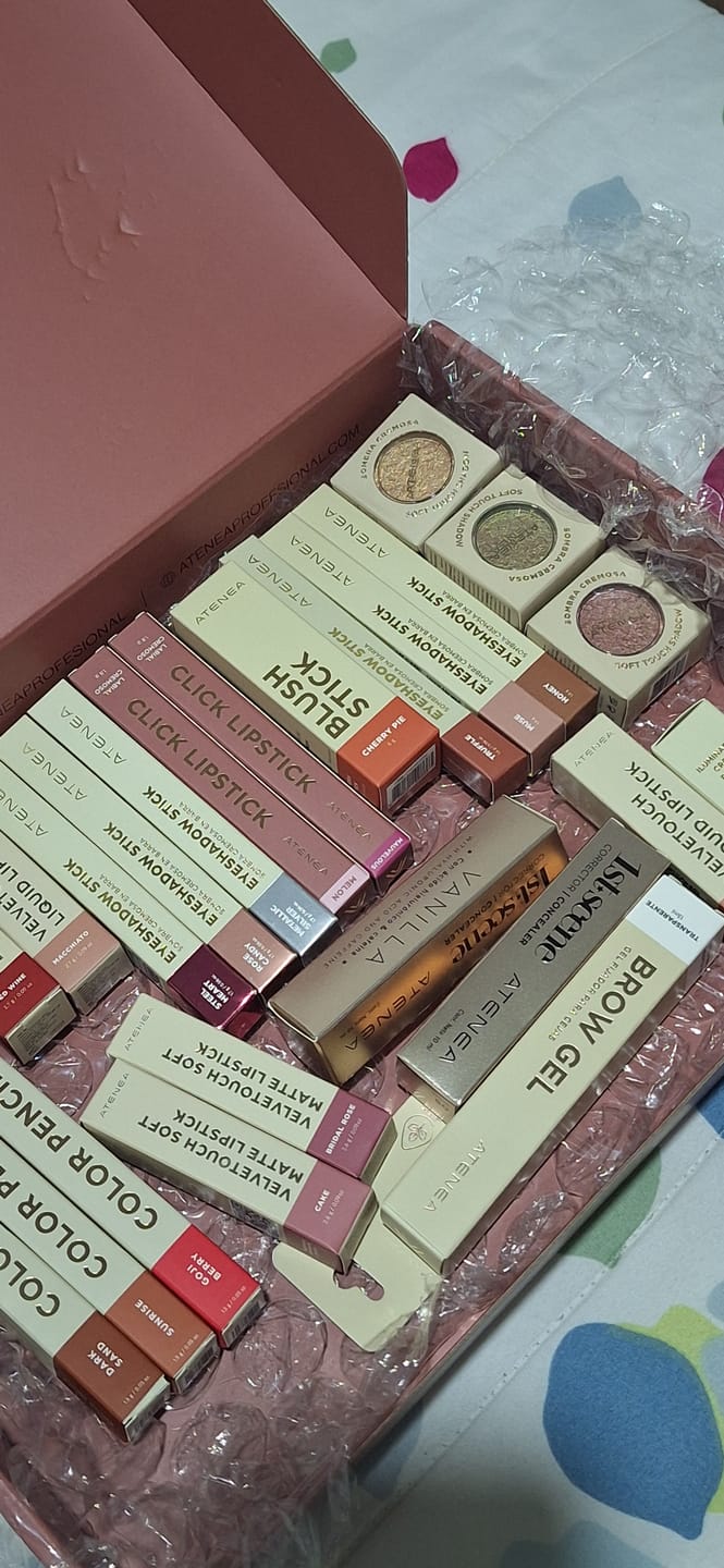 Customer photo review of RUBOR CREMOSO EN BARRA COLLECTION