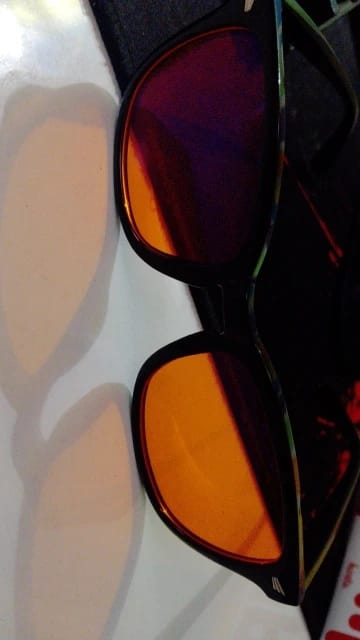 Customer photo review of RESTORA Blue Light Glasses