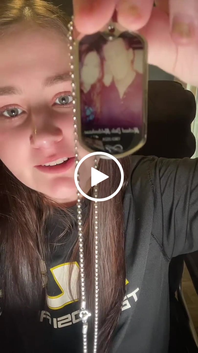 Customer video review of Custom Name Photo Dog Tag Memorial Necklace