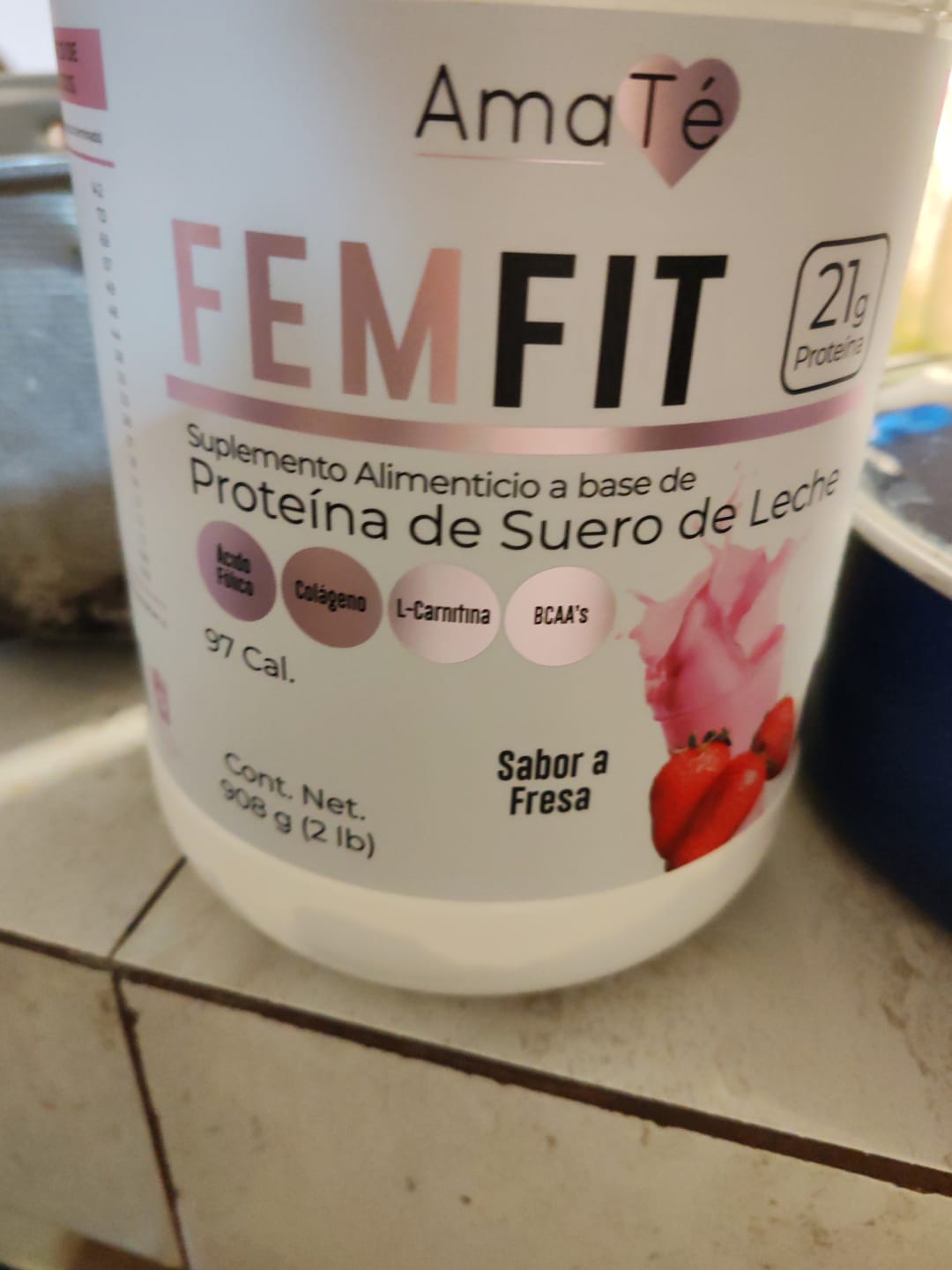 Customer photo review of Proteína FEMFIT
