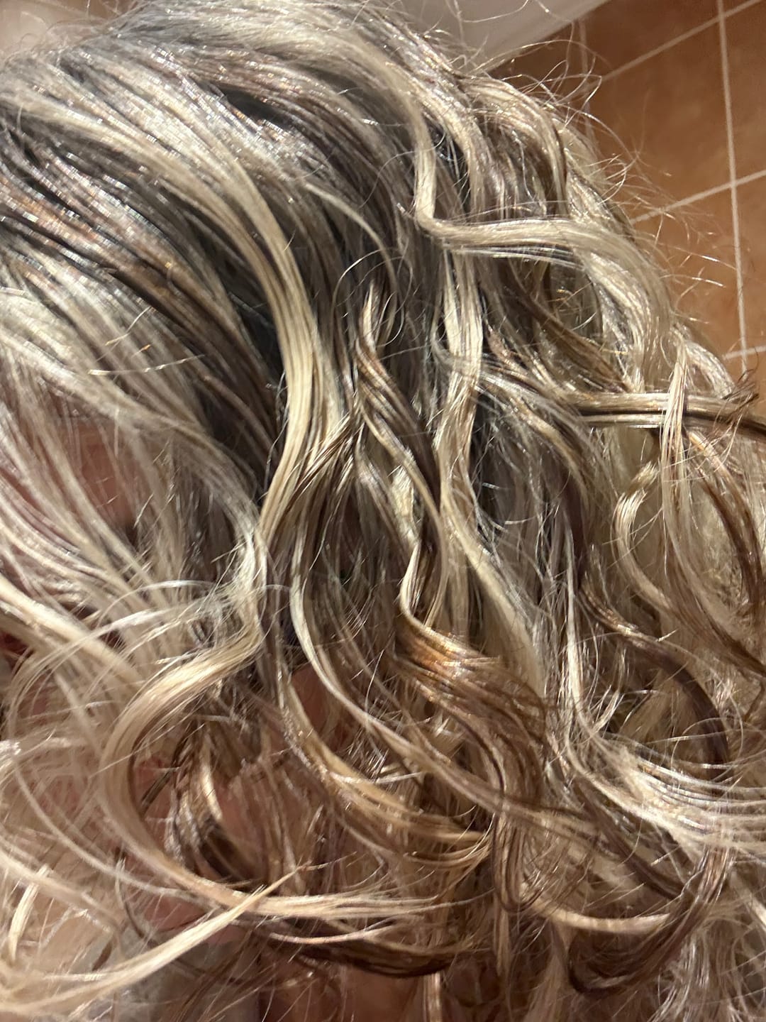 Customer photo review of Hold Me Baby Curly Hair Gel