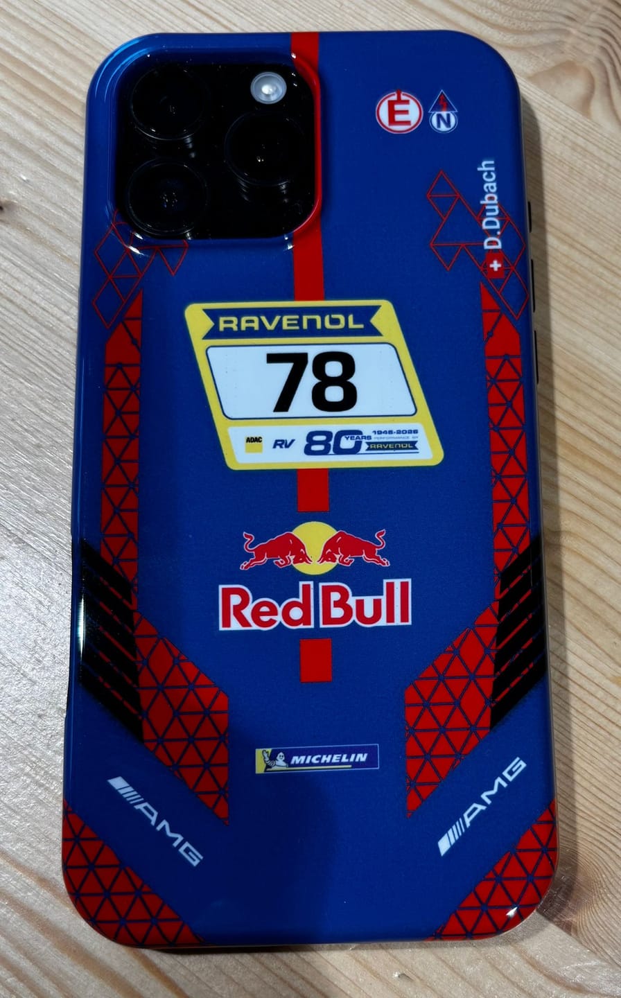 Customer photo review of Verstappen AMG GT3 Livery - Individuelle Premium Hülle für iPhone
