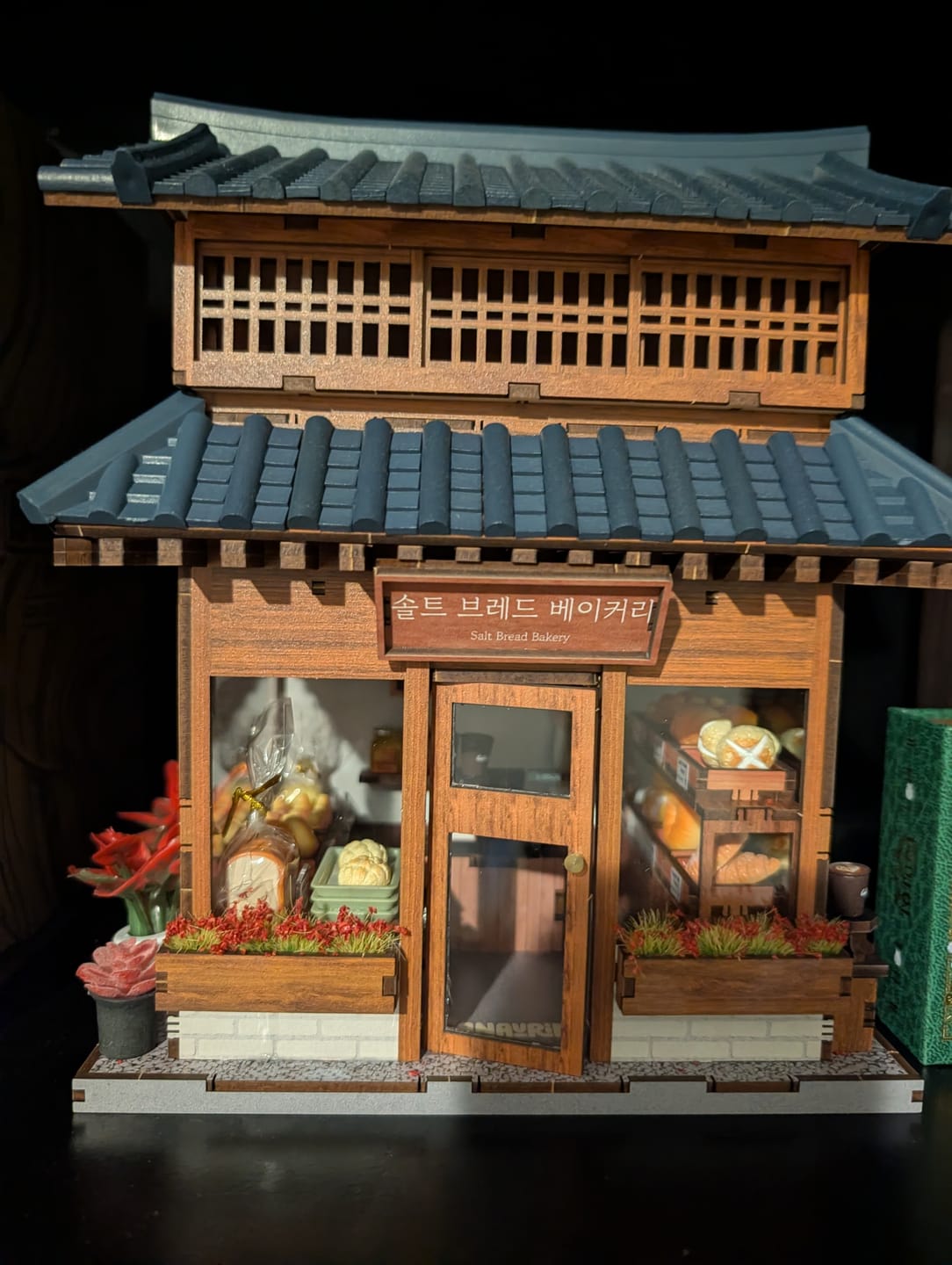Customer photo review of [Pre-Order] Ikseon-dong Hanok Bakery Miniature House Kit | Ships out 25th September