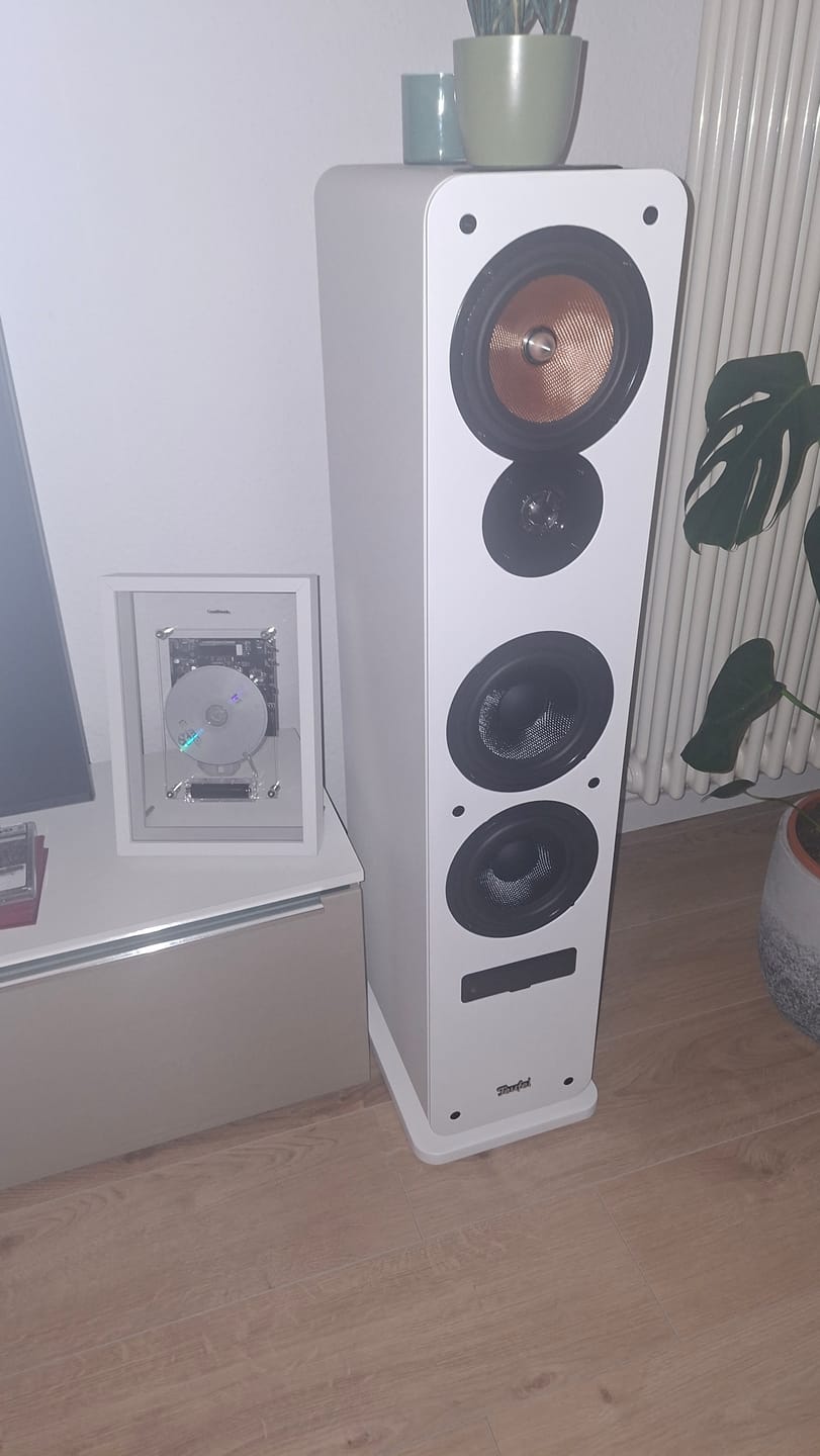 Customer photo review of M1 Music Frame CD Player