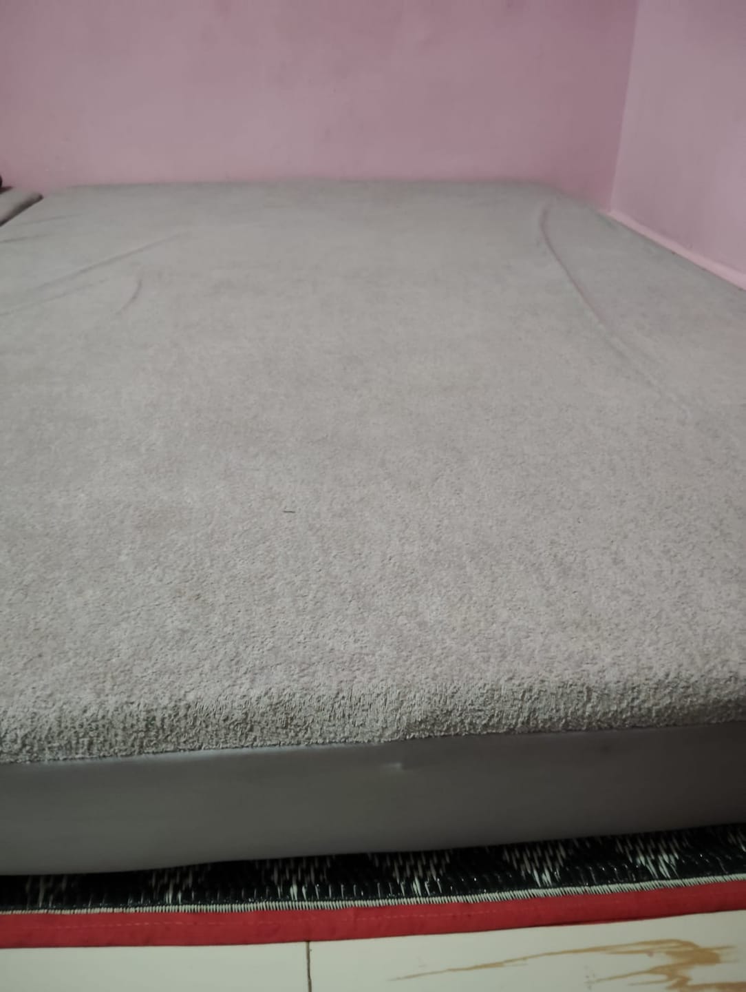 Customer photo review of Flo Aloe Vera Gel Infused Waterproof Mattress Protector