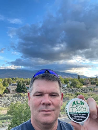 Customer photo review of Mountain Wintergreen Nicotine Pouches
