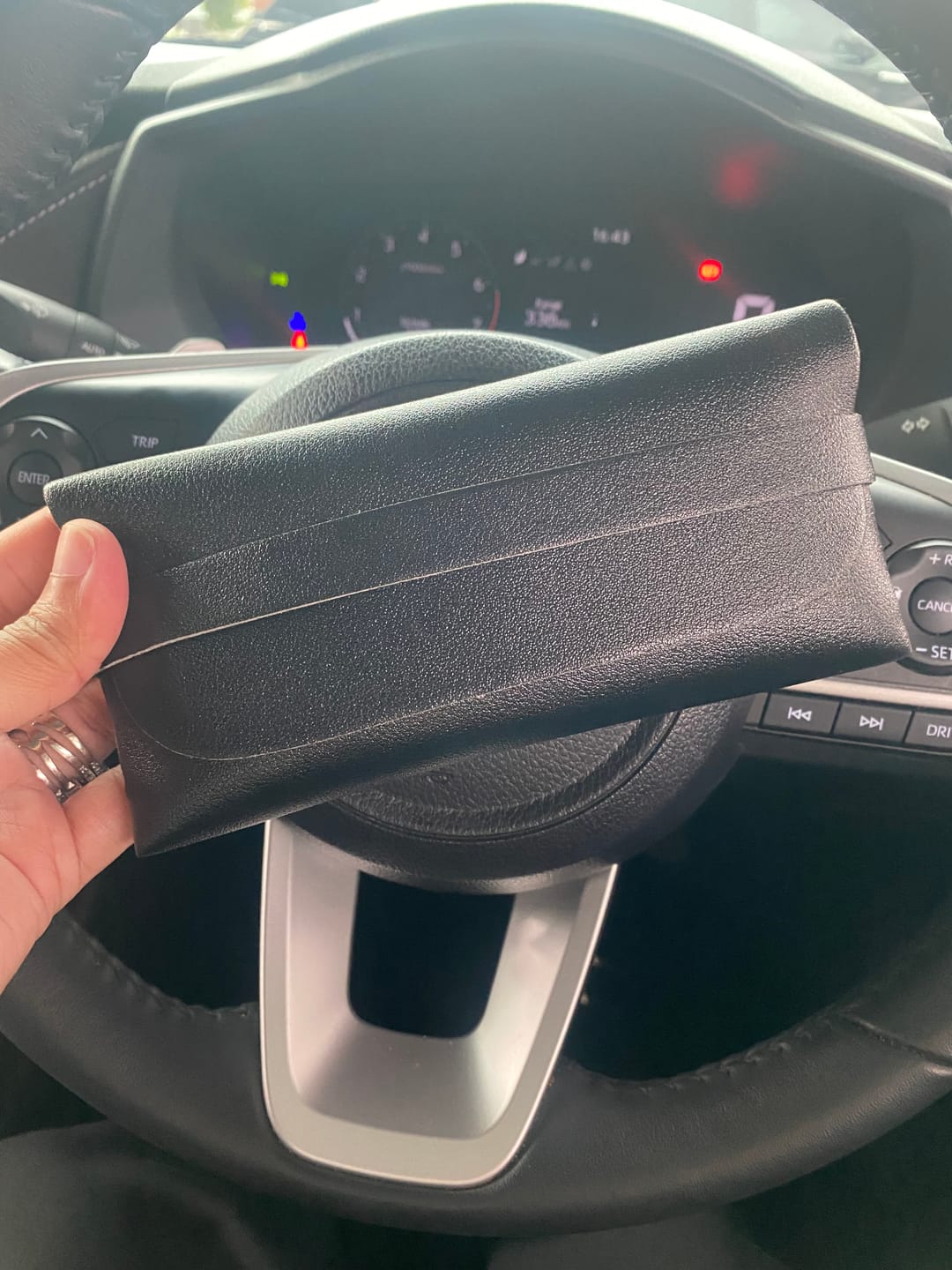 Customer photo review of FREE Sunglasses Leather Pouch + Suede Microfiber Cloth (Worth RM24.90)