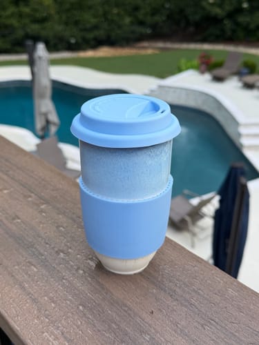 Customer photo review of Blue Lid and Sleeve for 16oz cup