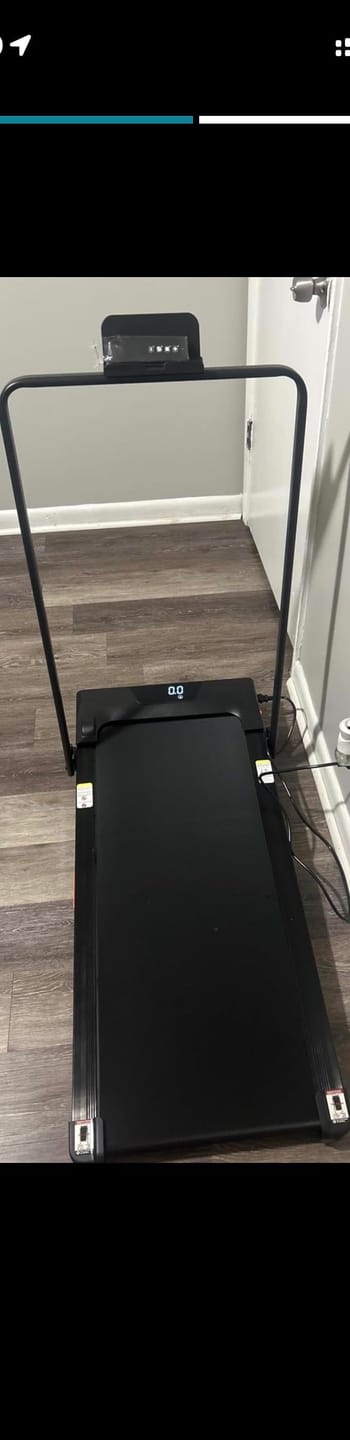 Customer photo review of Umay U18F Folding 3-in-1 Walking Pad with 10%/15% Incline 1-10 km/h