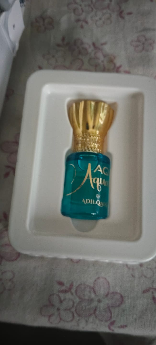 Customer photo review of AQ Aqua Luxury Attar Perfume