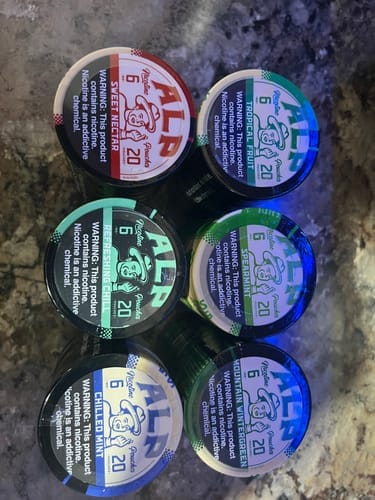 Customer photo review of Chilled Mint Nicotine Pouches