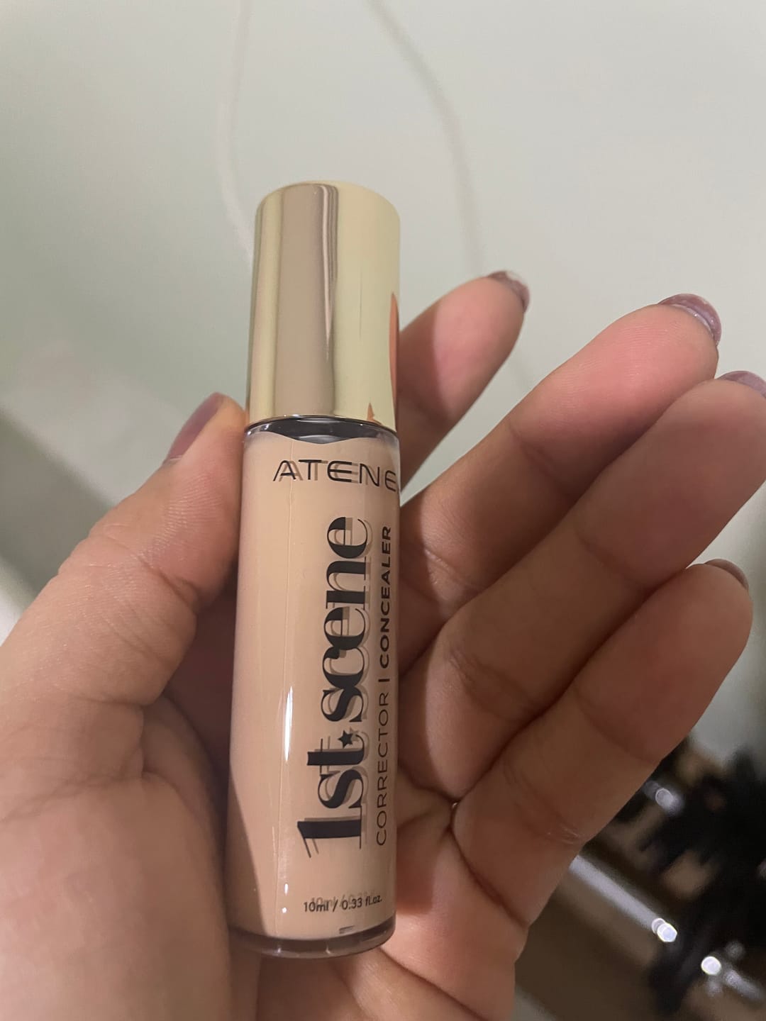 Customer photo review of CORRECTOR  LÍQUIDO  1ST SCENE
