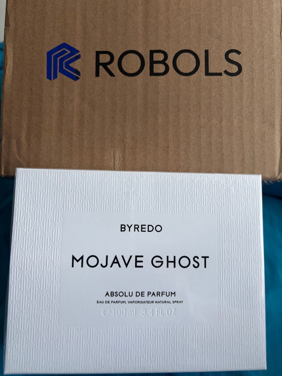 Customer photo review of Mojave Ghost Byredo Absolu de Parfum 100 ml