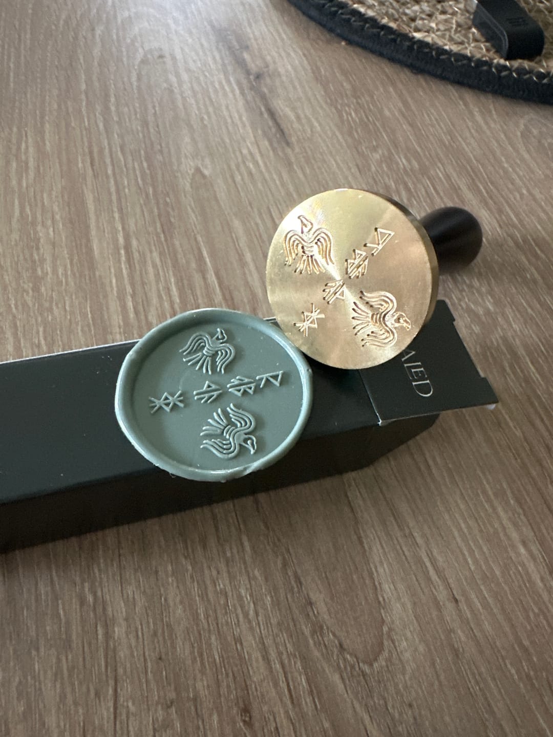 Customer photo review of Siegelstempel mit eigenem Logo
