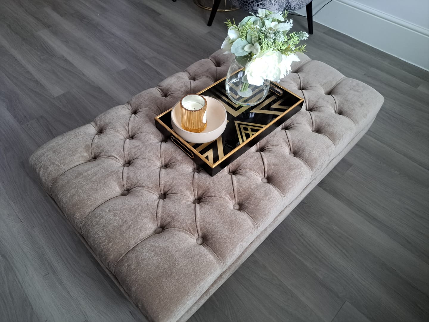 Customer photo review of Luxury Chesterfield Footstool Coffee Table – Naples Premium Upholstered Ottoman for Living Room