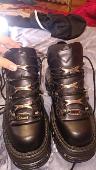 Customer photo review of New Rock Shoes