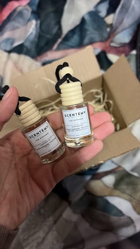 Customer photo review of Inspired by Paco Rabanne Invictus Victory Absolu Car Diffuser