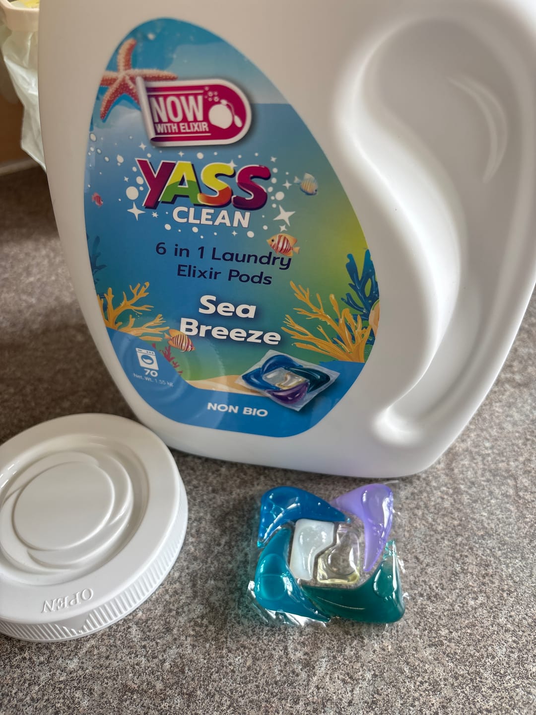 Customer photo review of Laundry Elixir Pods