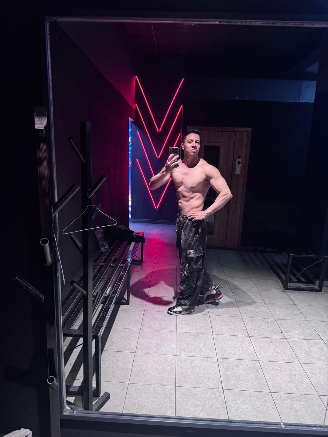 Customer photo review of 2033 - Heritage Camo Cargo Sweats