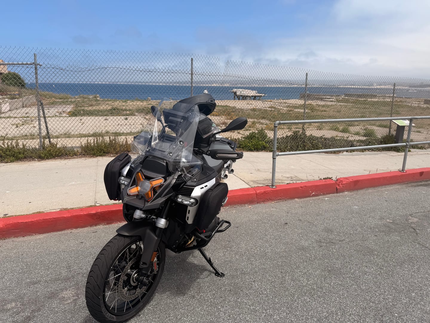Customer photo review of Headlight Guard Kit for BMW R1300GS / R1300GS Adventure