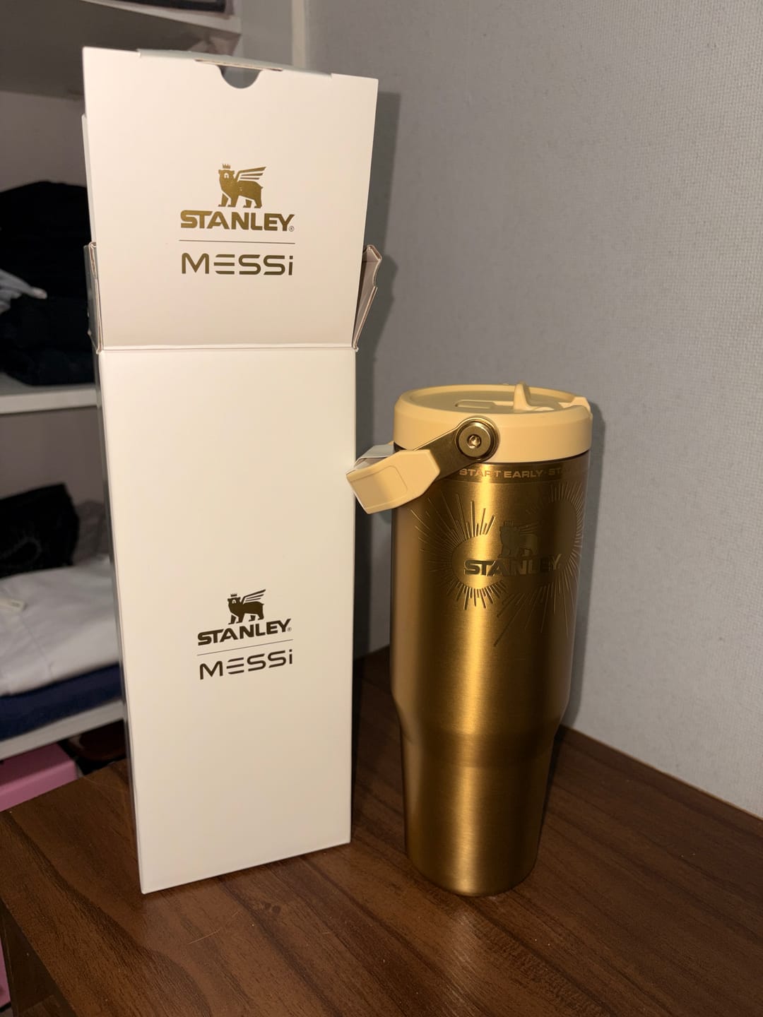 Customer photo review of Botella Térmica Stanley Flip Straw 2.0 Messi Legacy 887 ml | The Messi x Stanley 1913