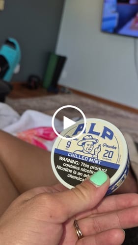 Customer photo review of Chilled Mint Nicotine Pouches