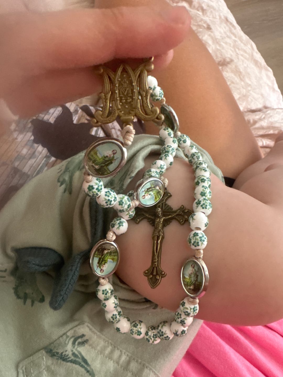 Customer photo review of FREE Today: Christianartworkshop Graceful Green Floral Beads Marian Rosary with St. Jude Charm