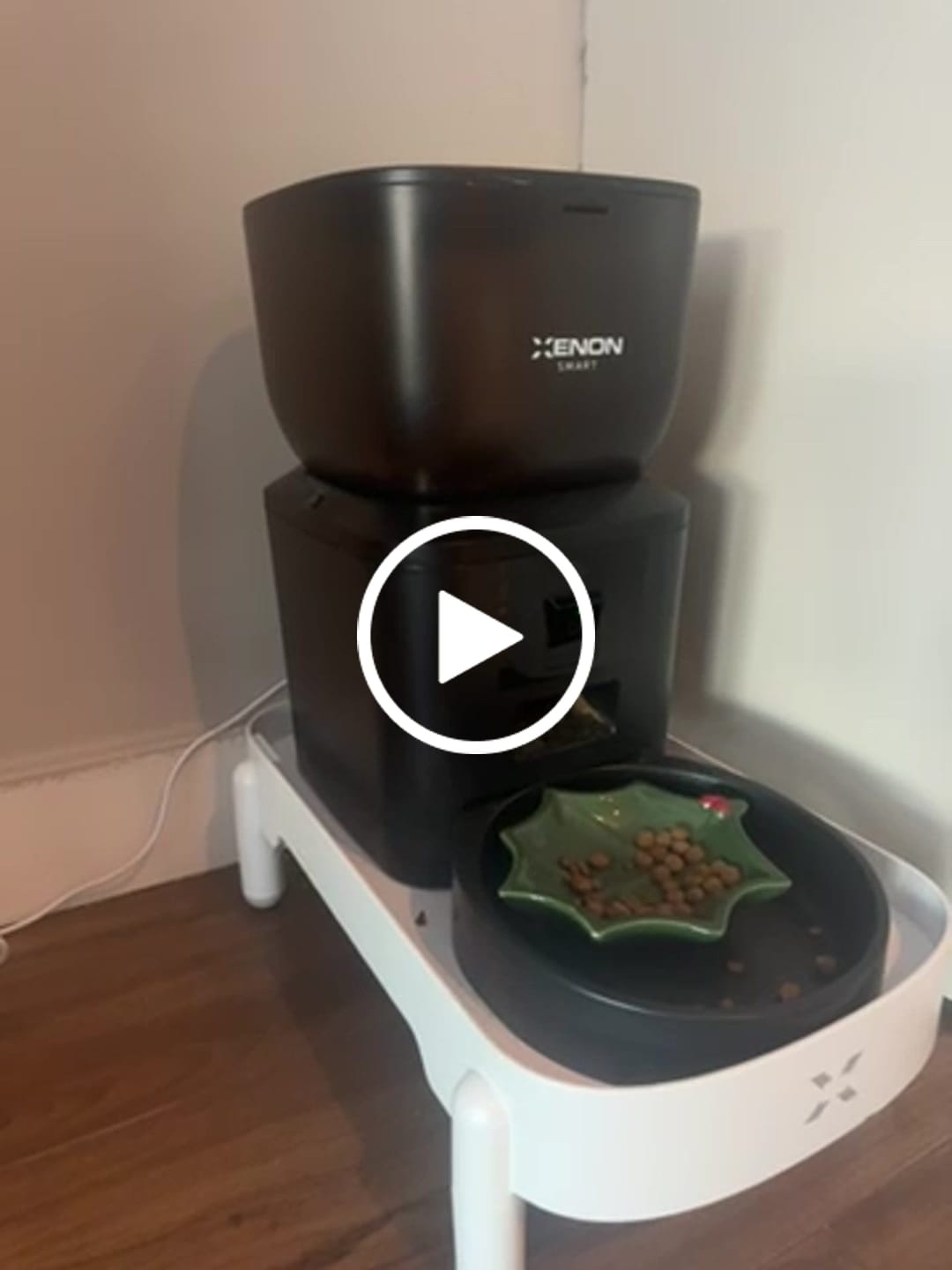 Customer video review of Mama Standı | Çok Fonksiyonlu, Ayarlanabilir, Kedi ve Köpek Uyumlu, Mama Kabı Standı (X8788)