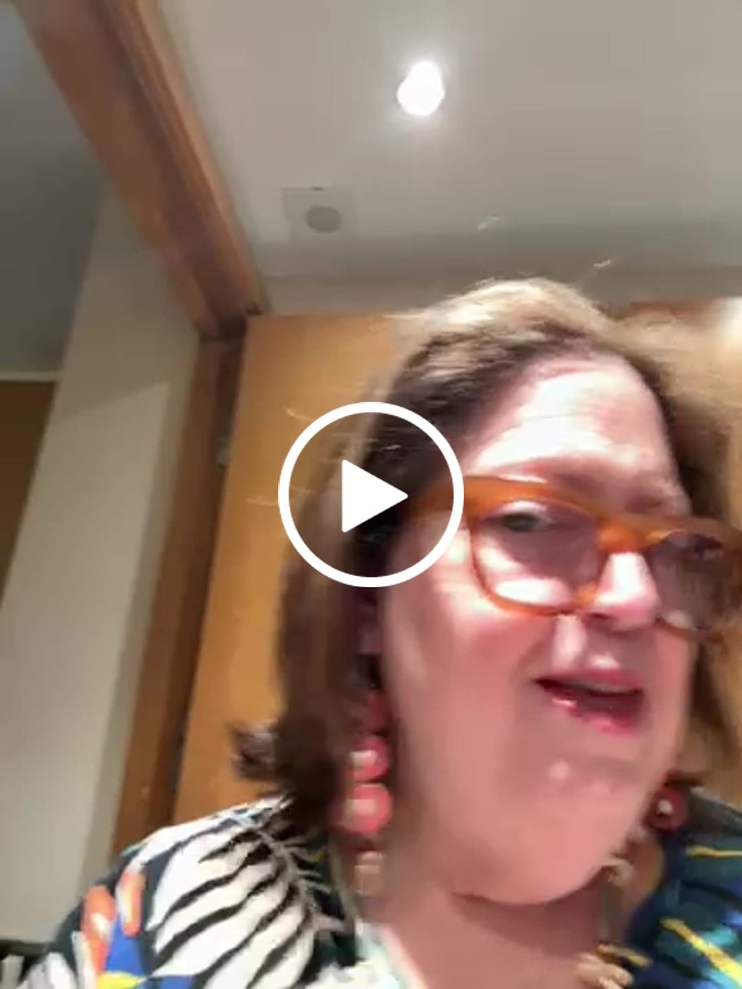 Customer video review of Frida Earrings