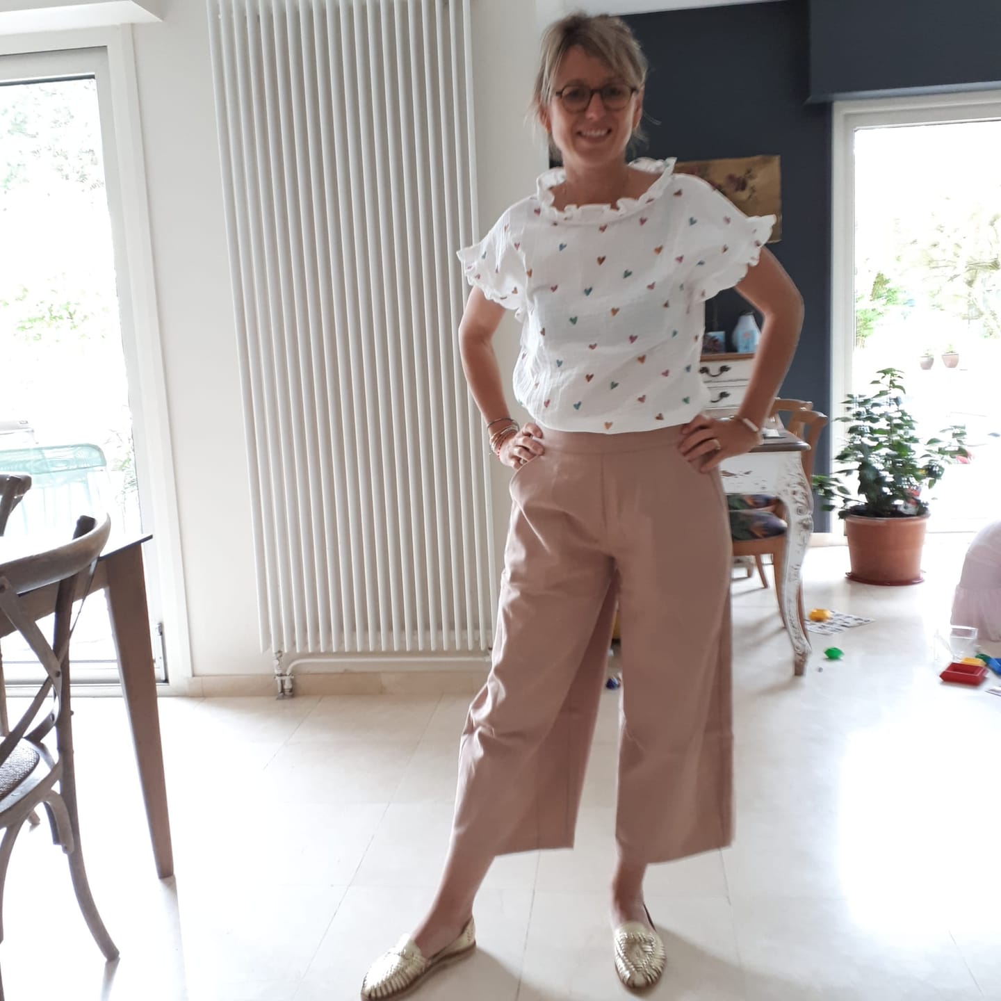 Customer photo review of Blouse Camélia – Double gaze de coton blanc cassé cœurs