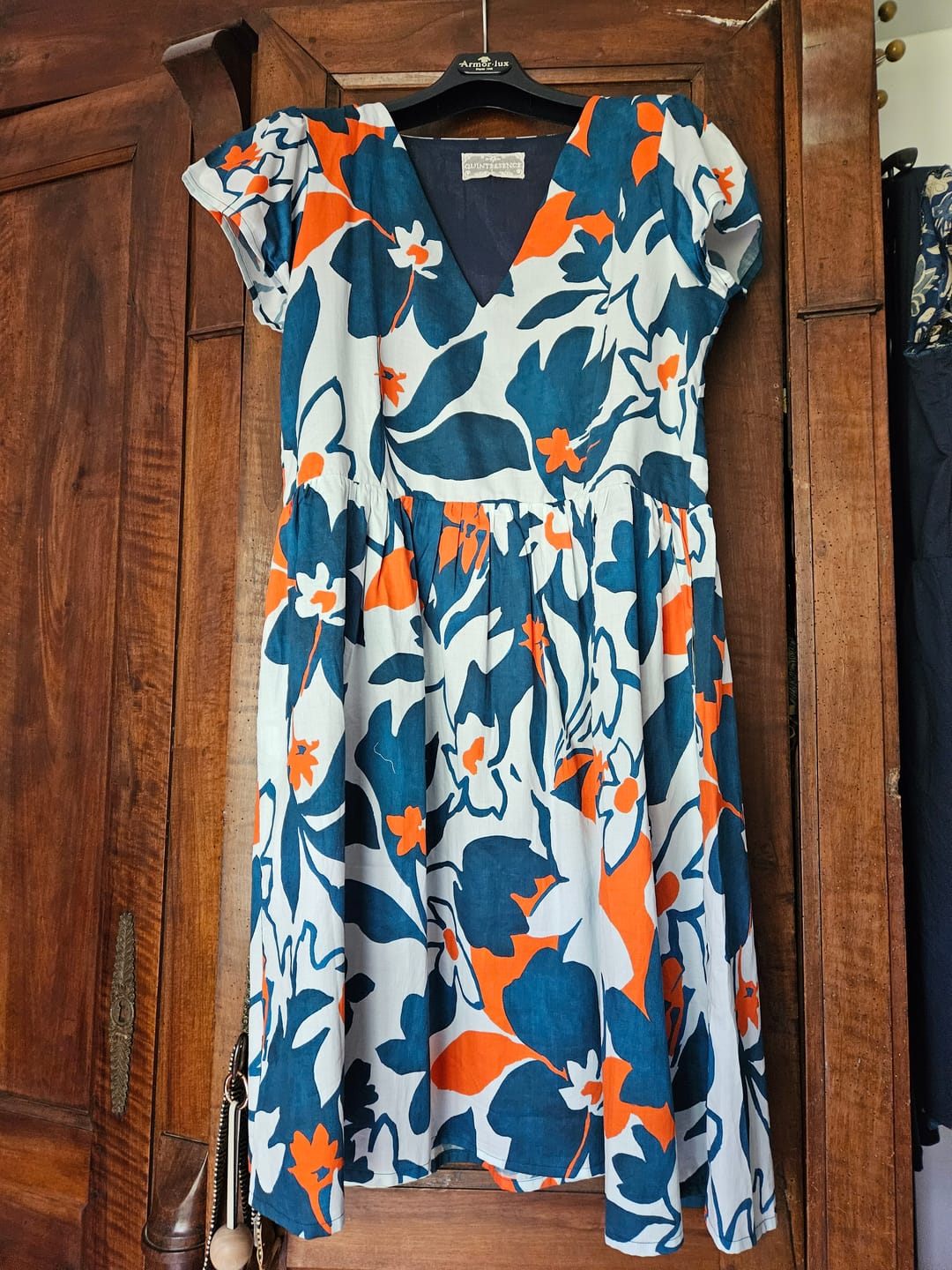 Customer photo review of Robe Anastasia midi satin de coton éclats floraux