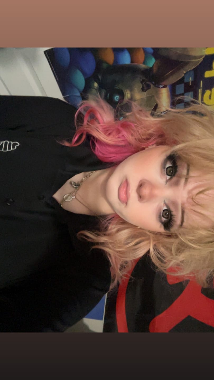 Customer photo review of Eyemoody Midnight Black | 6 Months, 2 pcs