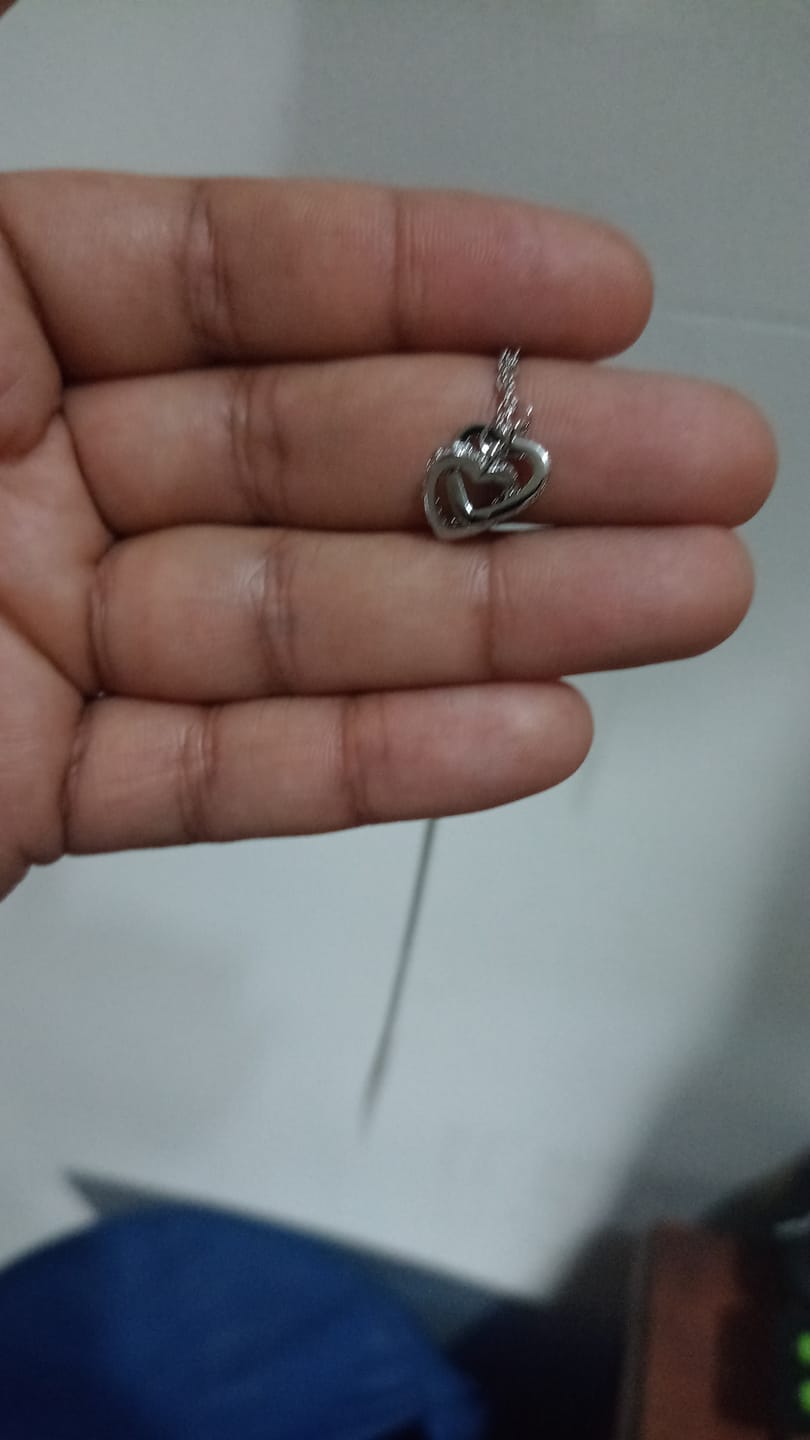 Customer photo review of Collar de Plata Almas Gemelas