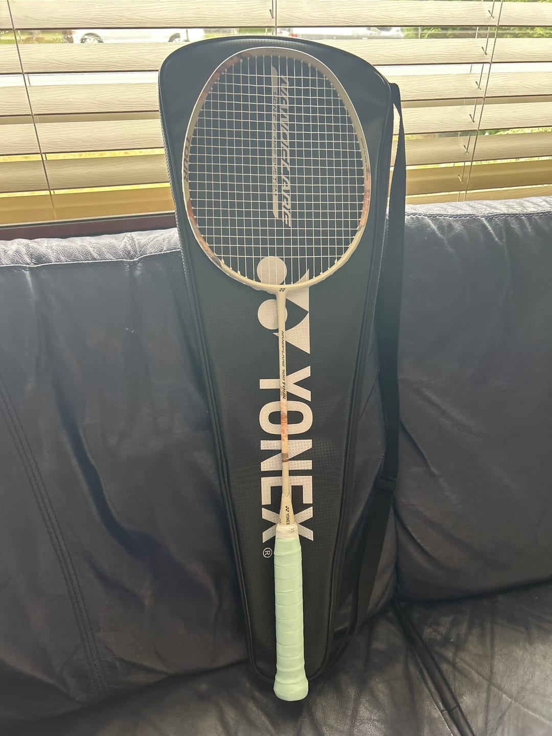 Customer photo review of Yonex NanoFlare 700 Tour Unstrung Badminton Racket [Light Beige]
