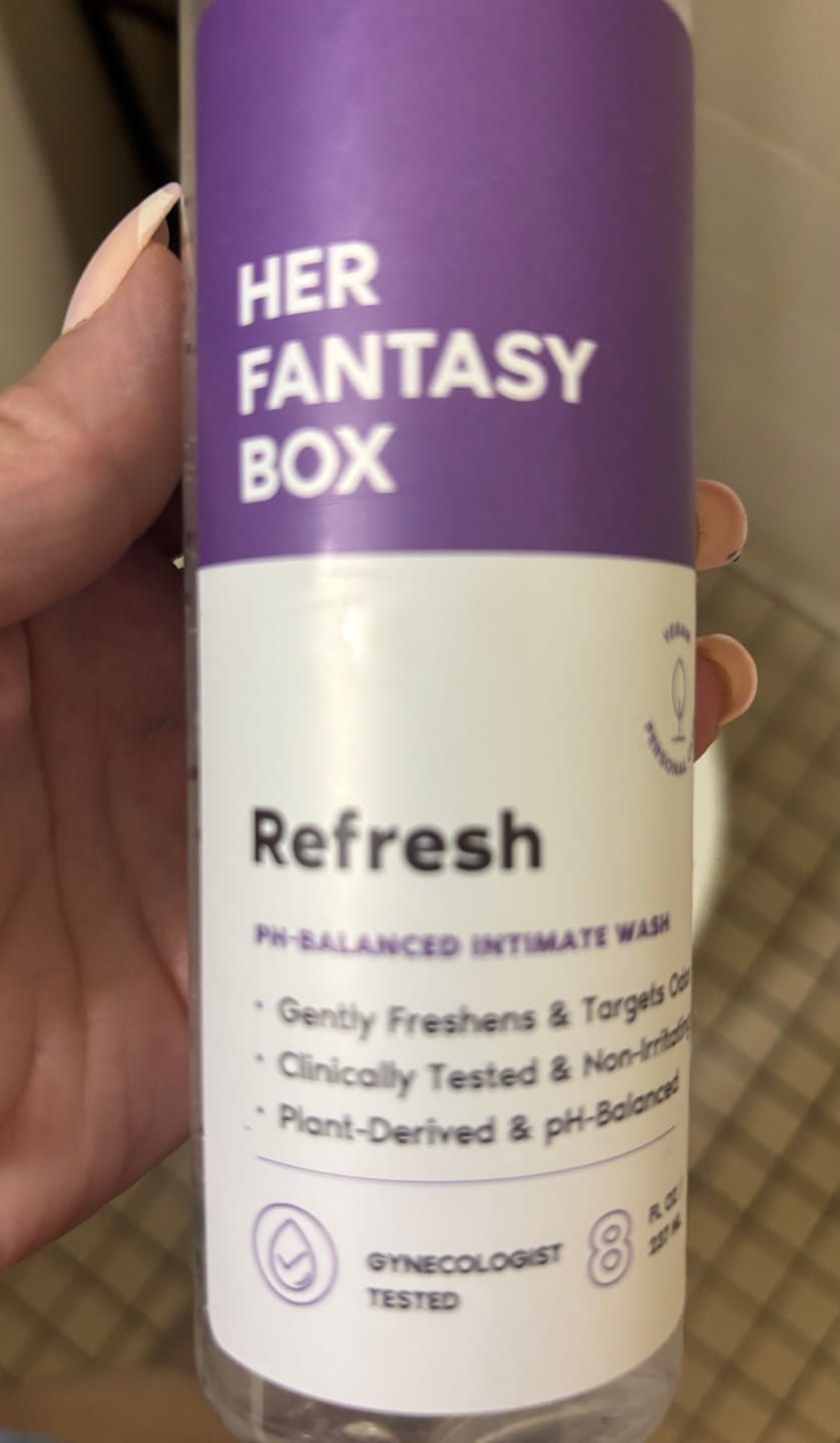 Customer photo review of Refresh Plant Based Intimate Body Wash for Women - pH Balancing