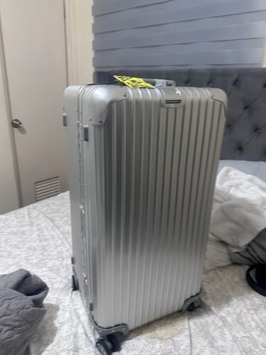 Customer photo review of ALUMINUM SUITCASE V2 NEW, STRONGER ALUMINIUM & REMOVEABLE WHEELS