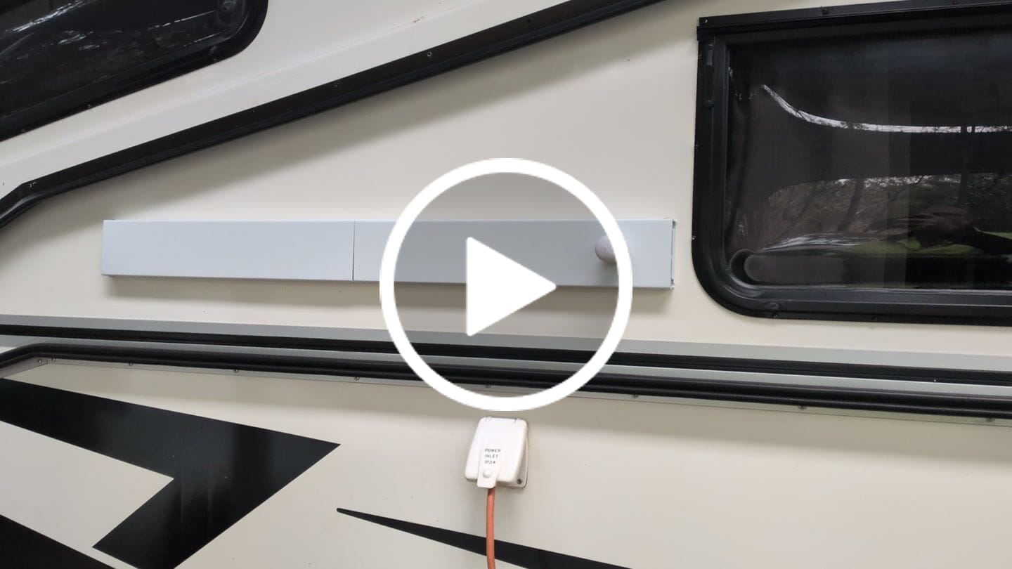 Customer video review of Caravan Wall Mounted Drying Rack - Foldable Indoor and Outdoor