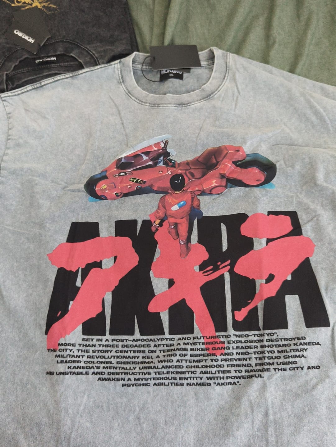 Customer photo review of NEO TOKYO VINTAGE OVERSIZE TEE