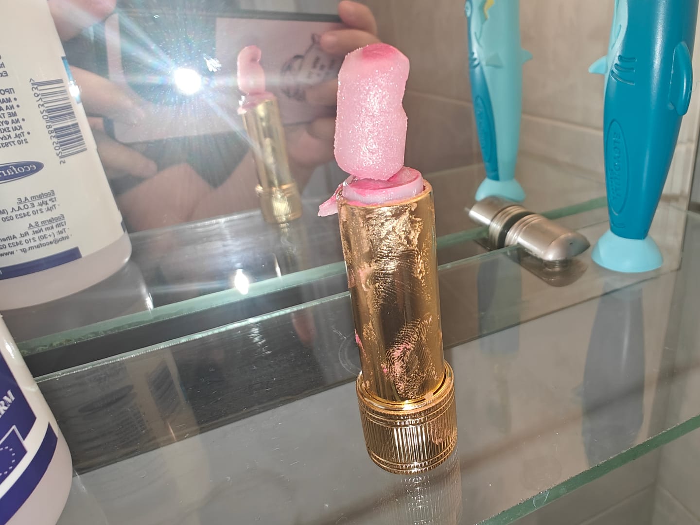 Customer photo review of CATKIN Whiffle Dance Tinted Lip Balm