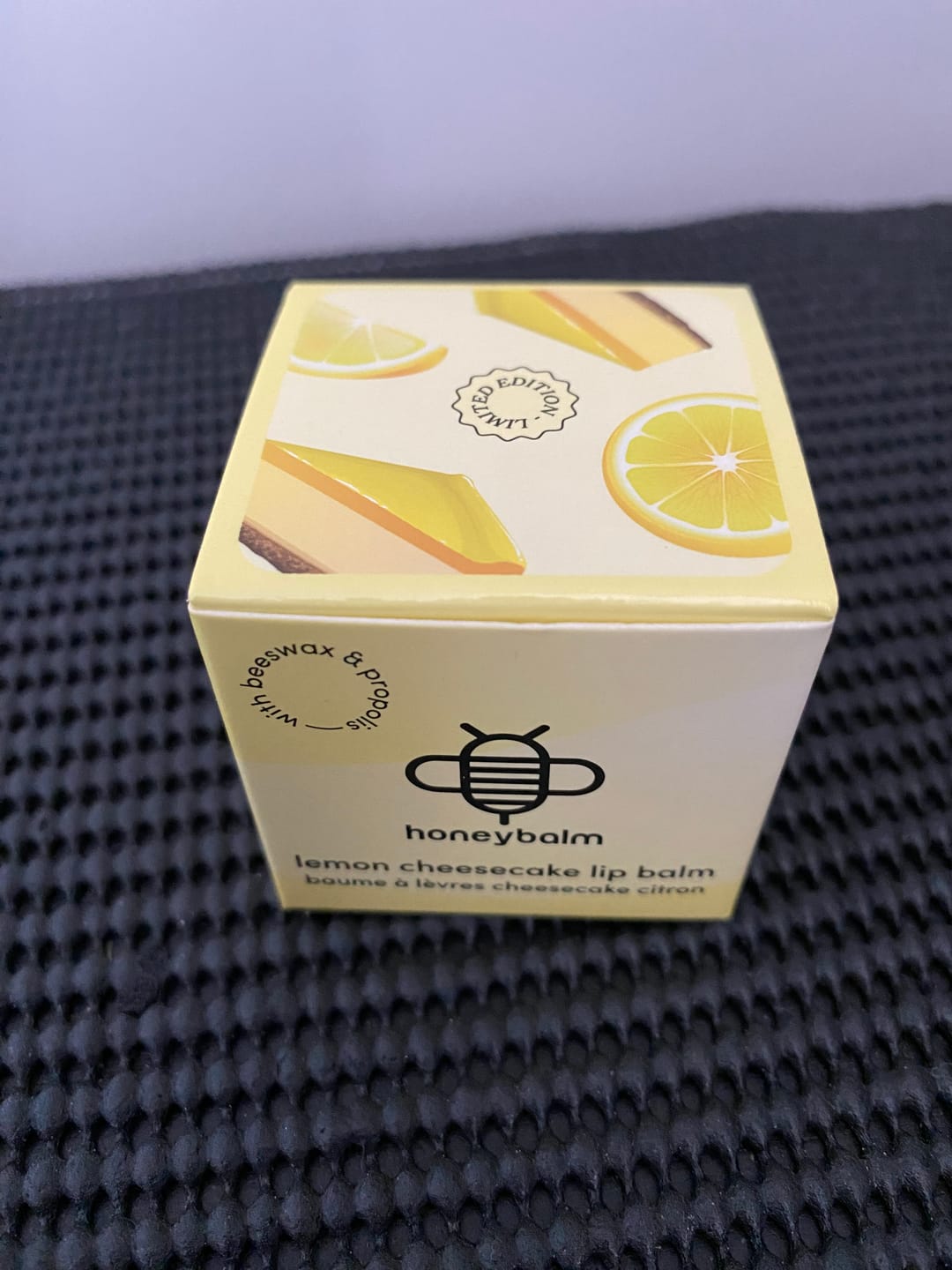 Customer photo review of Honeybalm Lemon Cheesecake