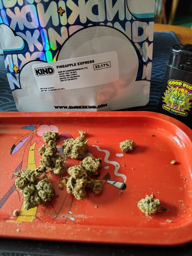 Pineapple Express - 14 Grams - Sativa photo review