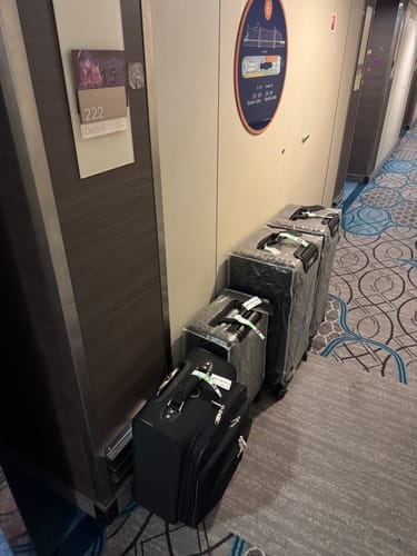 Customer photo review of ALUMINUM SUITCASE V2 NEW, STRONGER ALUMINIUM & REMOVEABLE WHEELS