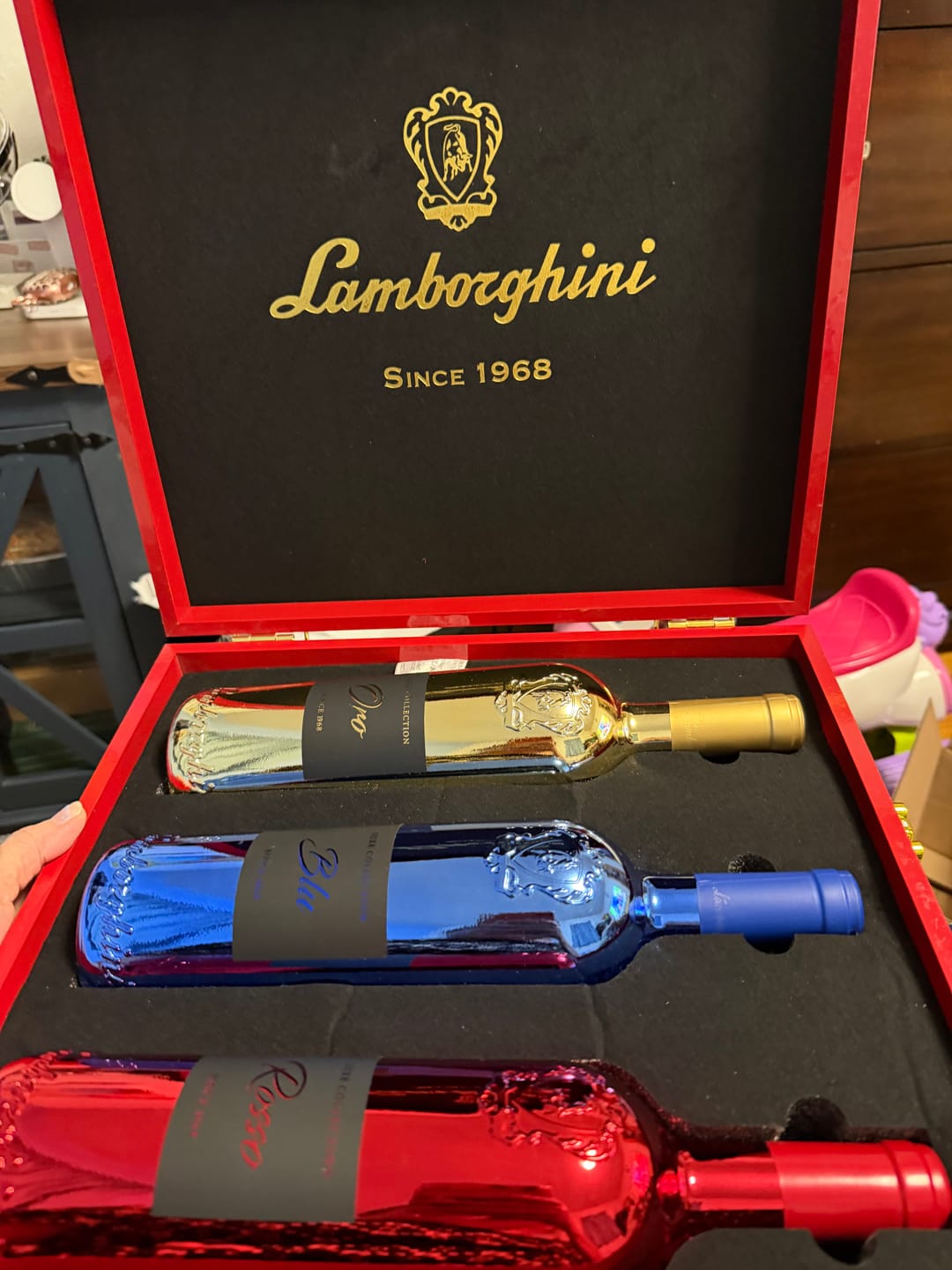 Customer photo review of Lamborghini LUXE Red Collection with Gift Set