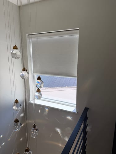 Customer photo review of SmartWings Motorized Roller Shades 100% Blackout Linen